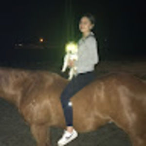 Meet your Posher, Caroline